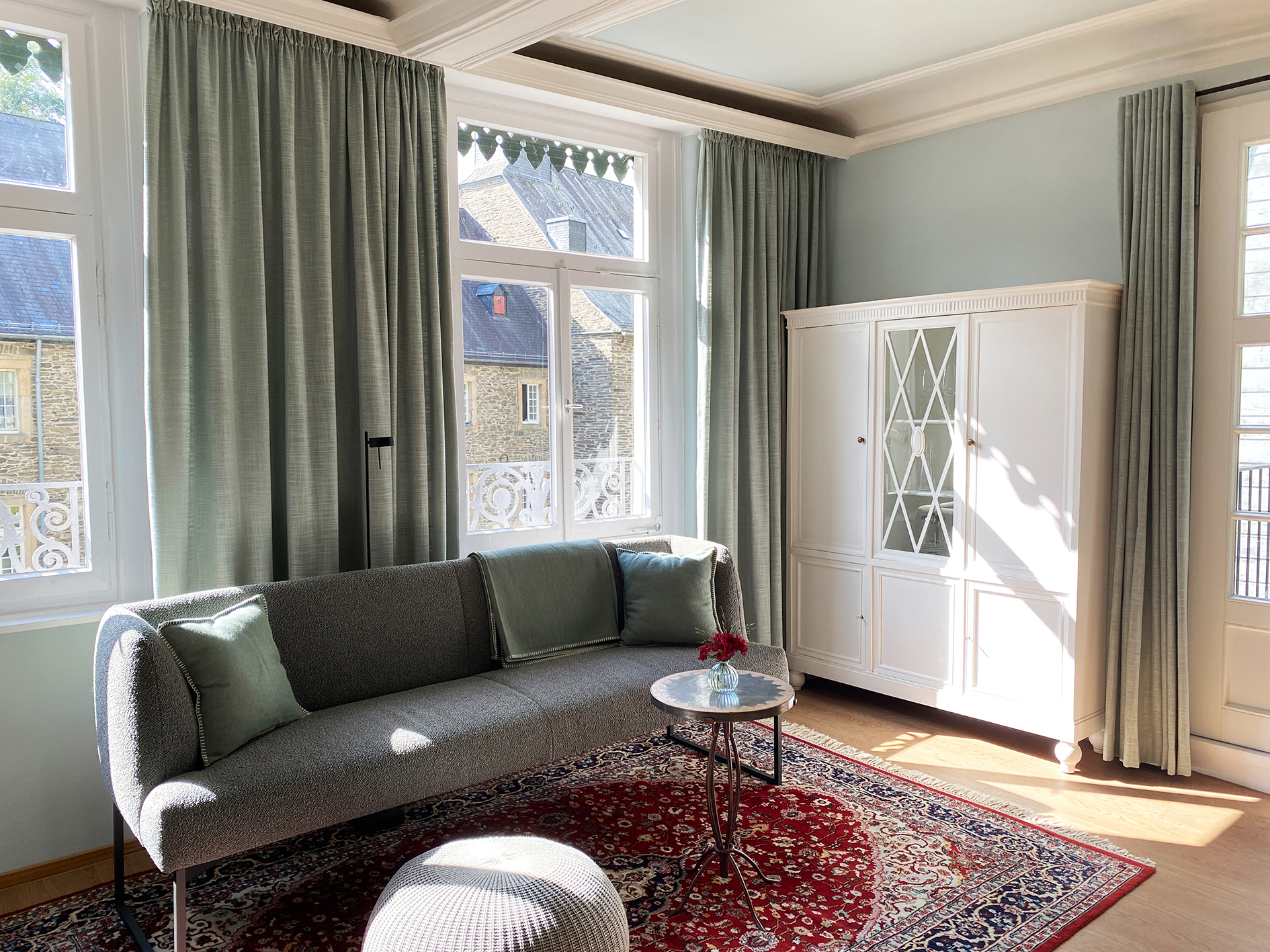 Wohnbereich der Lieblingszeit mit stilvoller Einrichtung